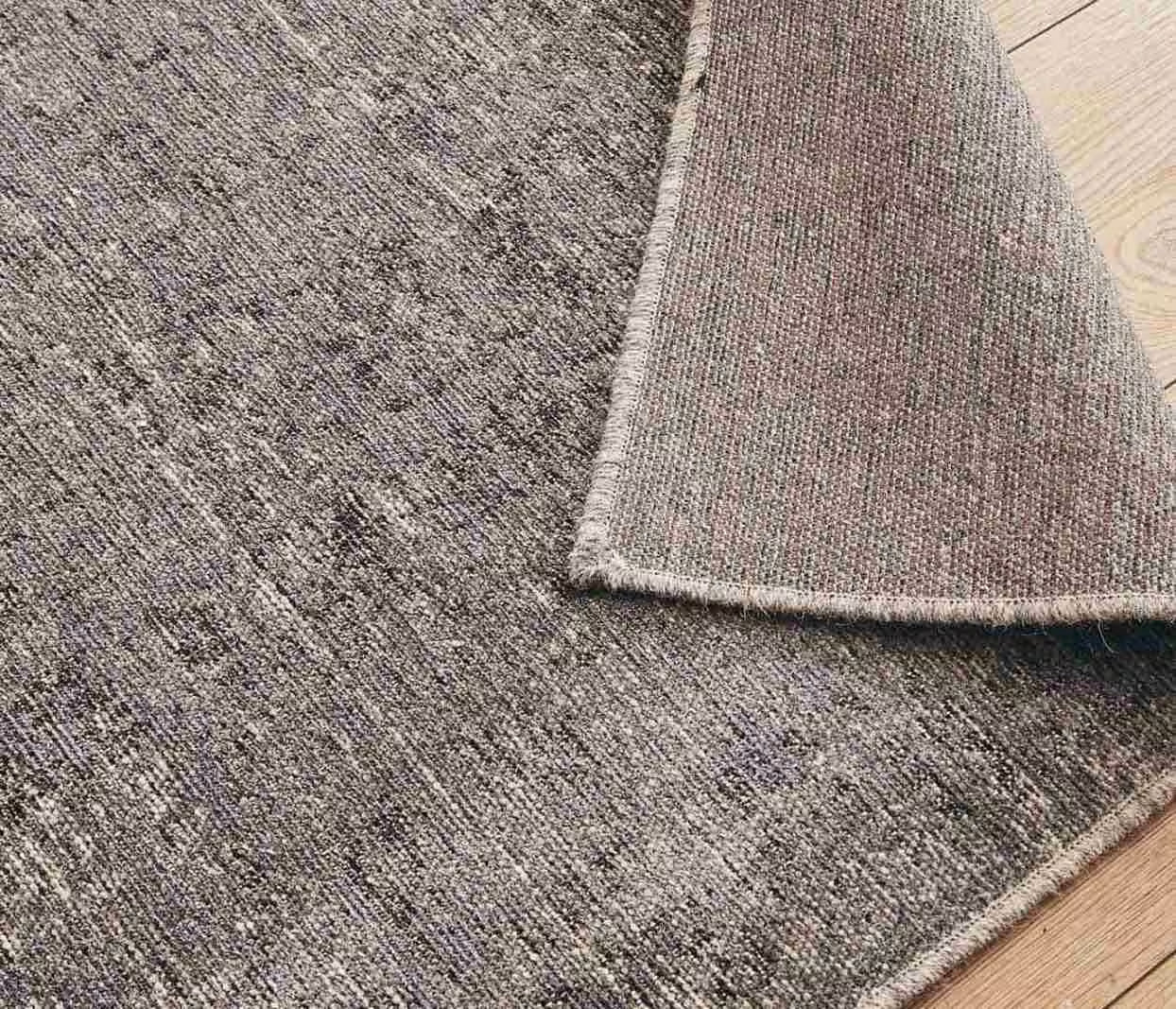 Tapis naturel en laine MILA