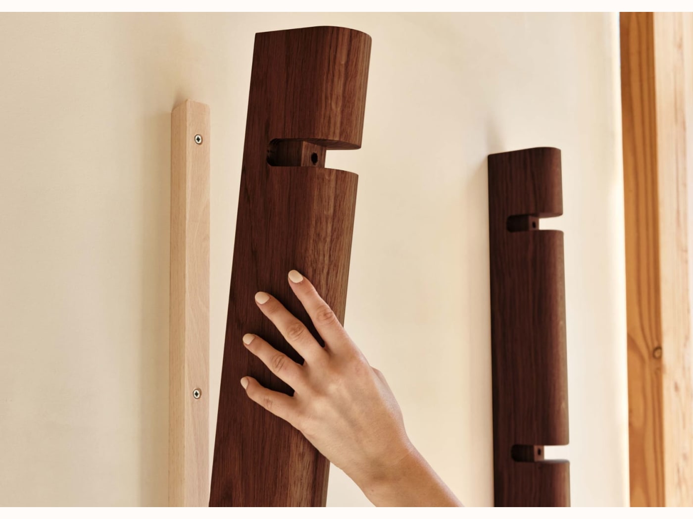 Étagère murale modulable en bois massif BAOBAB - 60x120 cm