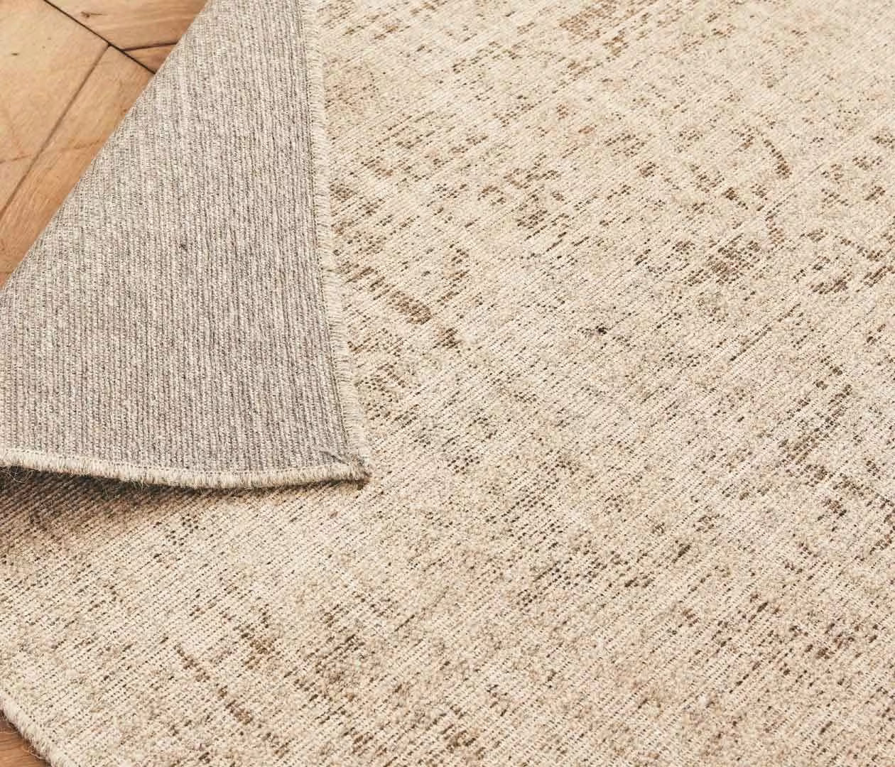 Tapis naturel en laine MILA