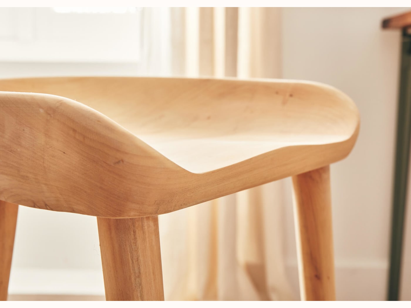 Tabouret en bois LYRA