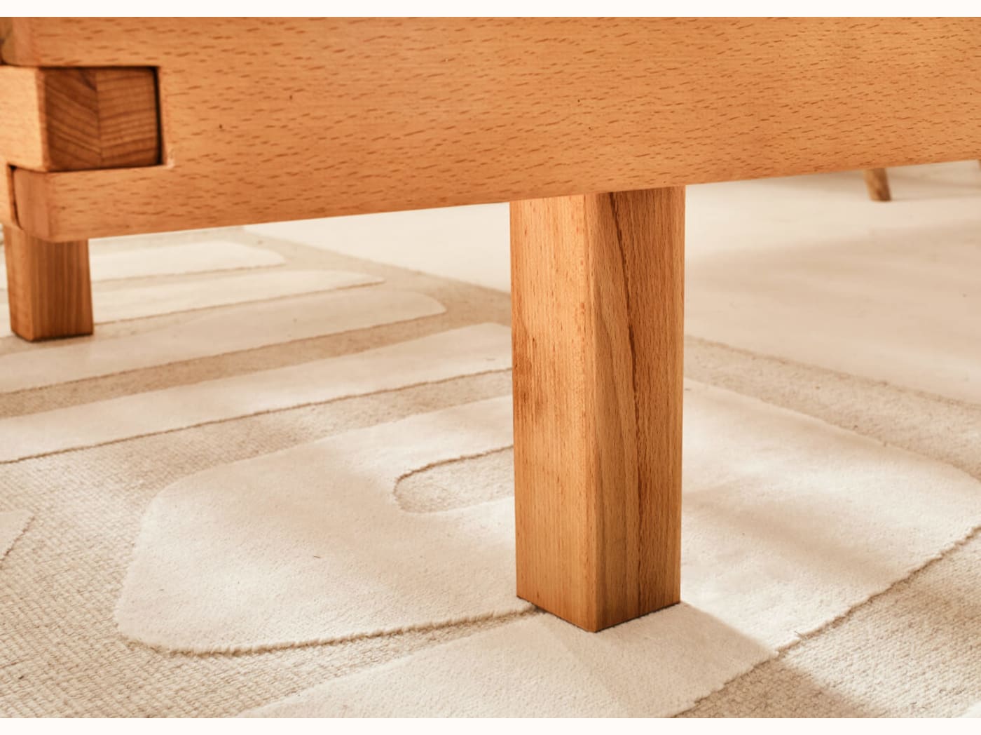 Lit en bois massif WOOD
