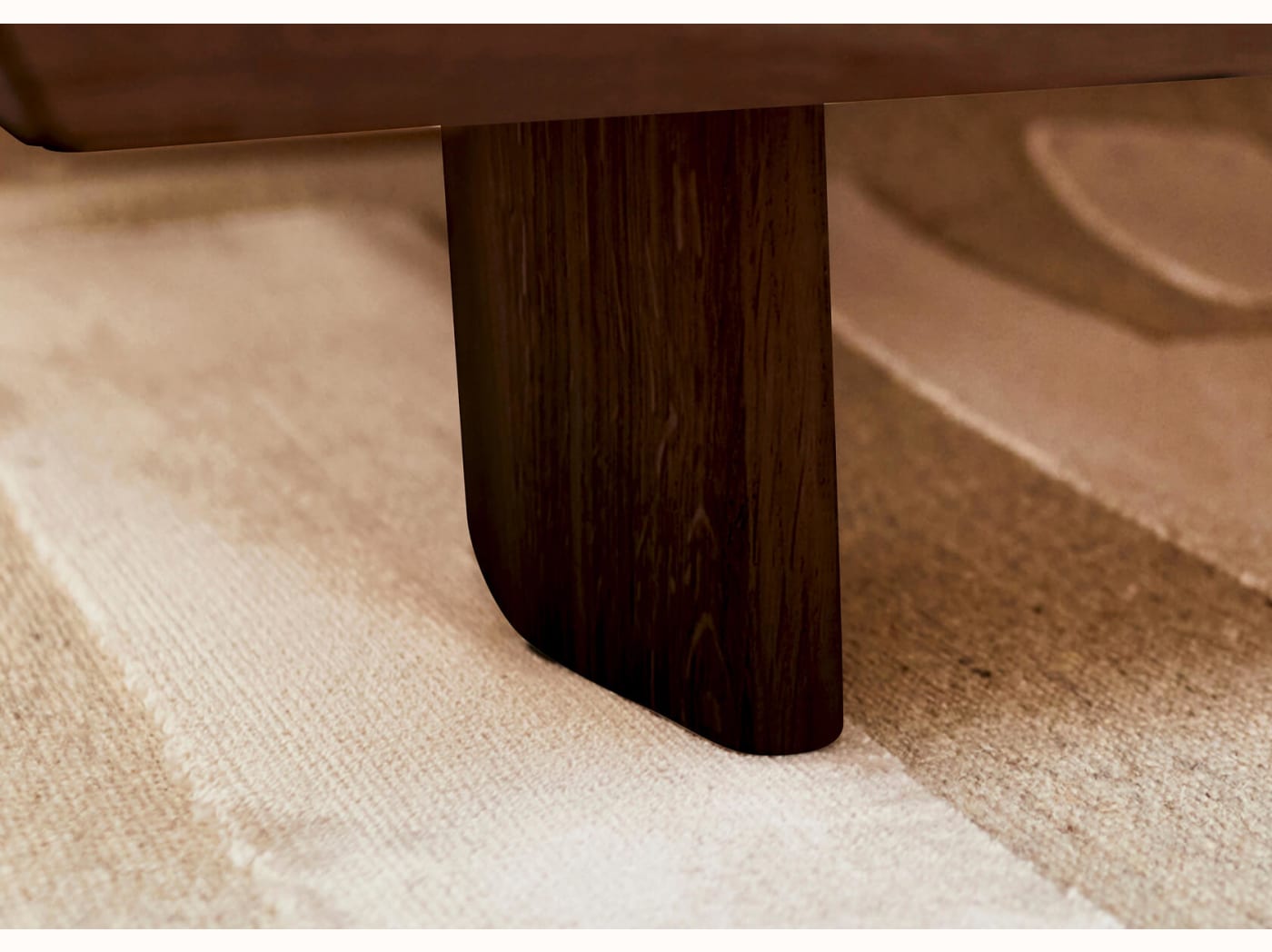Letto a piattaforma in legno massello LIVIA